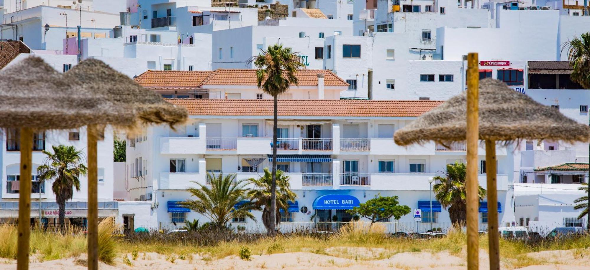Hotel Bari Conil De La Frontera Exterior photo